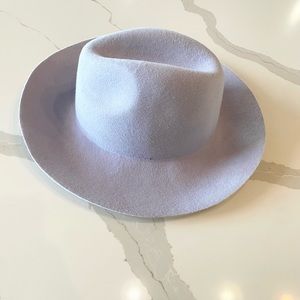 Lovely Bird Wool Hat